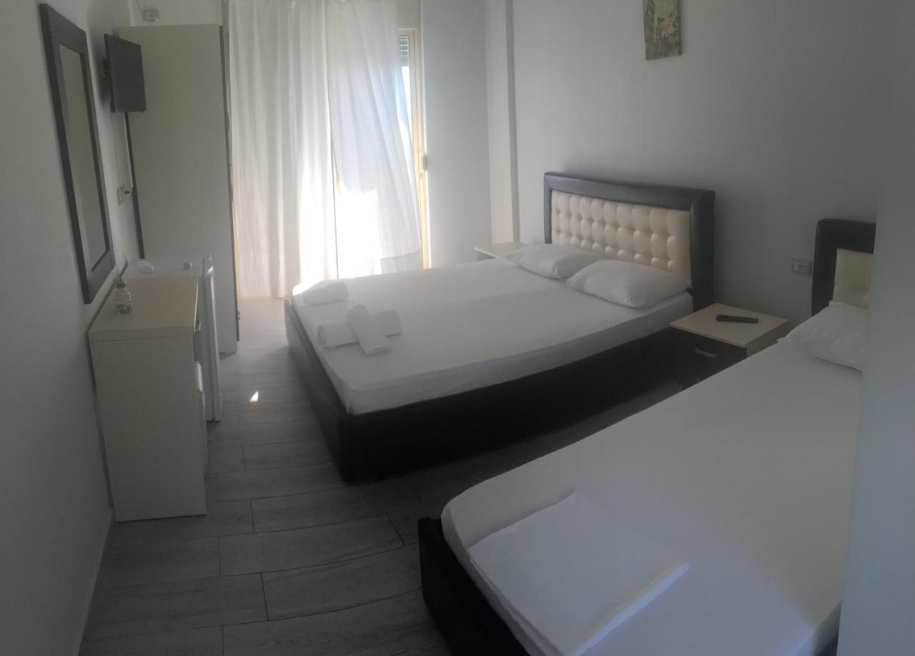 Sea View Hotel Дермі Екстер'єр фото