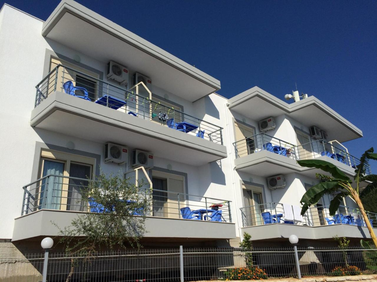 Sea View Hotel Дермі Екстер'єр фото