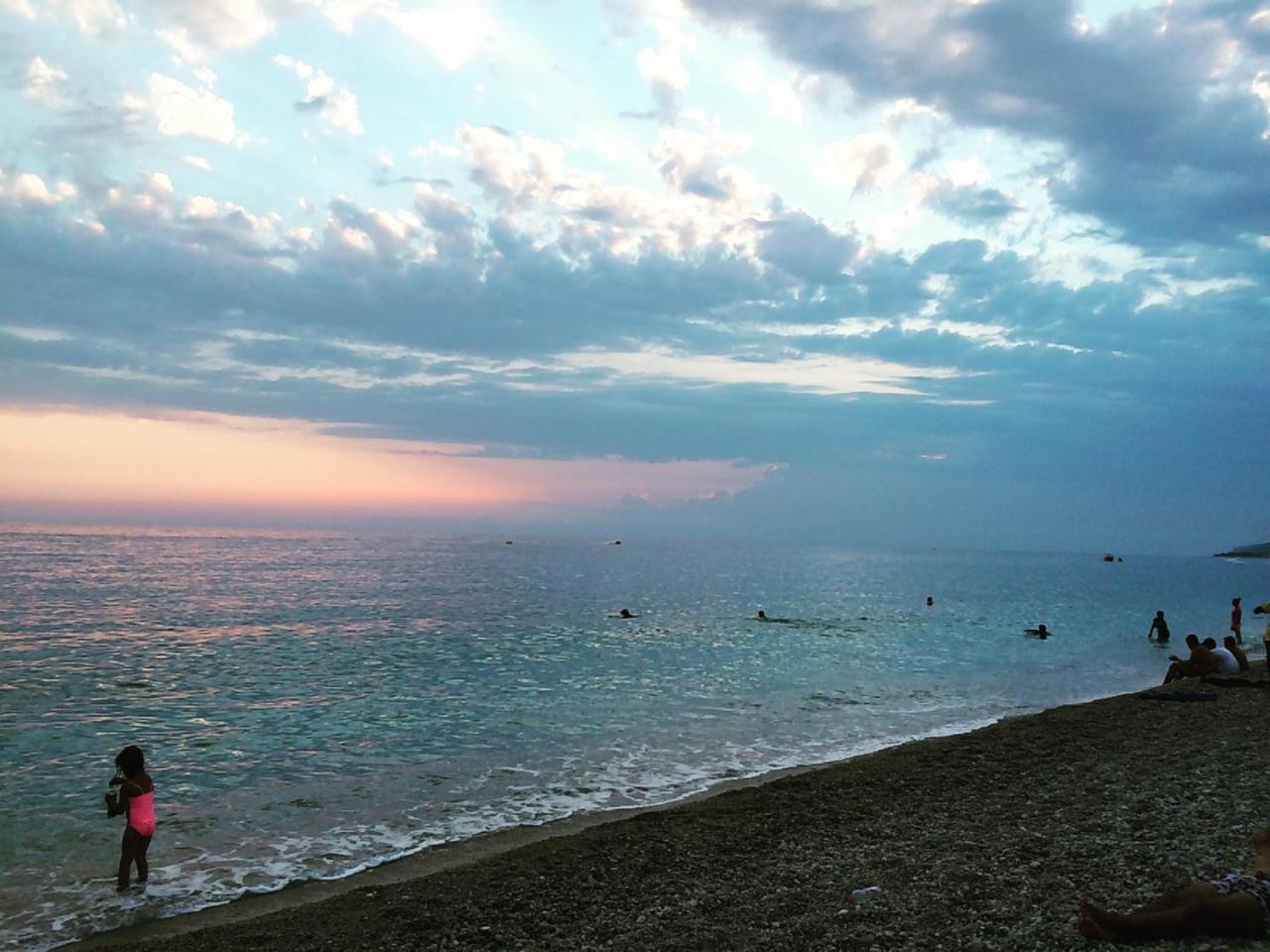 Sea View Hotel Дермі Екстер'єр фото