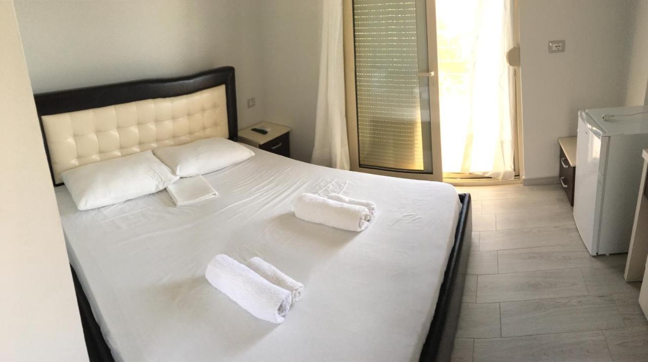 Sea View Hotel Дермі Екстер'єр фото