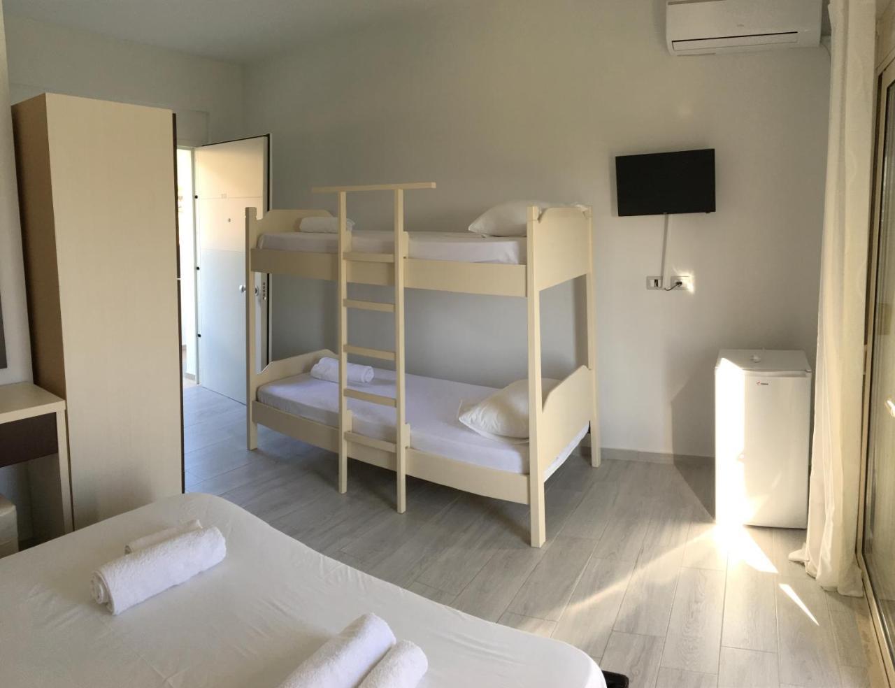 Sea View Hotel Дермі Екстер'єр фото